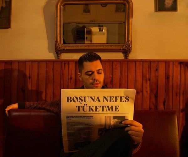 Emir Can İğrek'ten Sürpriz Bir Single