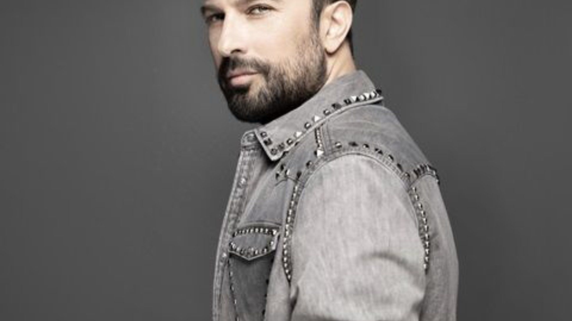 Tarkan'dan Yaz Sürprizi! | 'Dönmüyor Giden'