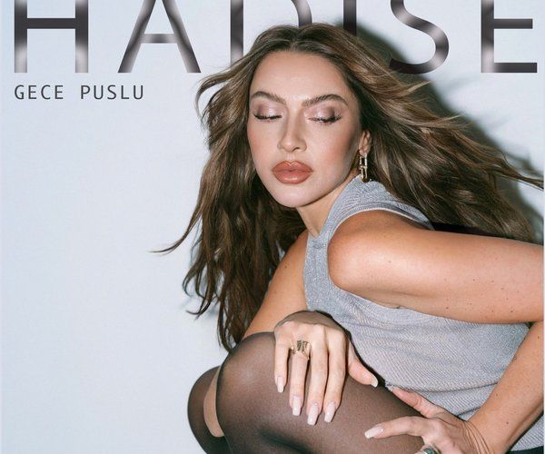 Hadise'nin Yeni Teklisi!